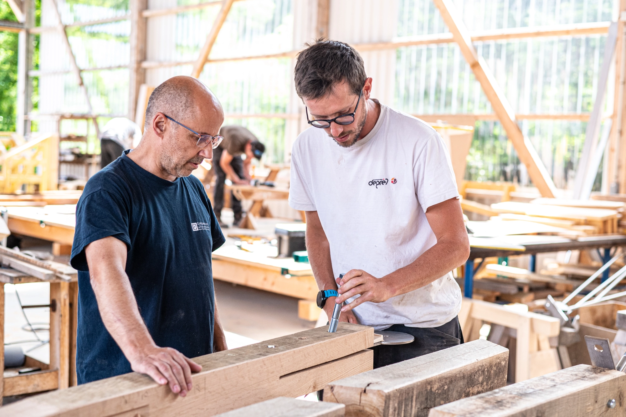 un formateur et un apprenant